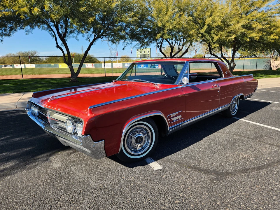 1964 Oldsmobile Starfire - Image 2 of 31