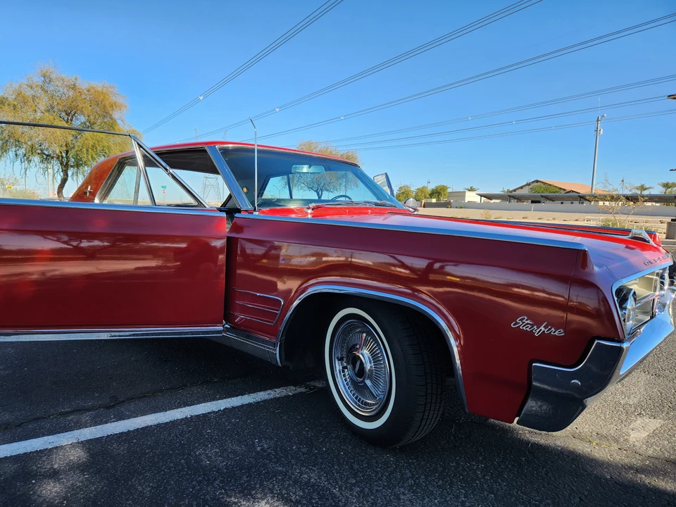 1964 Oldsmobile Starfire - Image 28 of 31