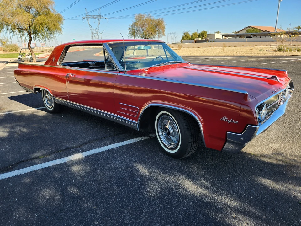 1964 Oldsmobile Starfire - Image 8 of 31