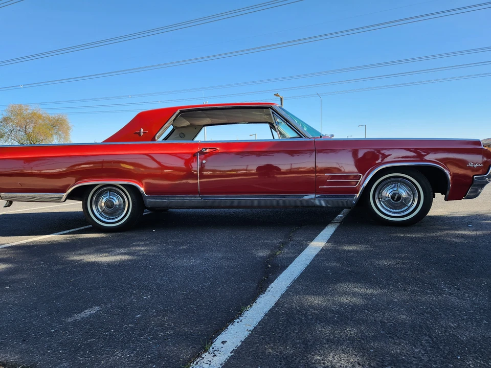 1964 Oldsmobile Starfire - Image 10 of 31