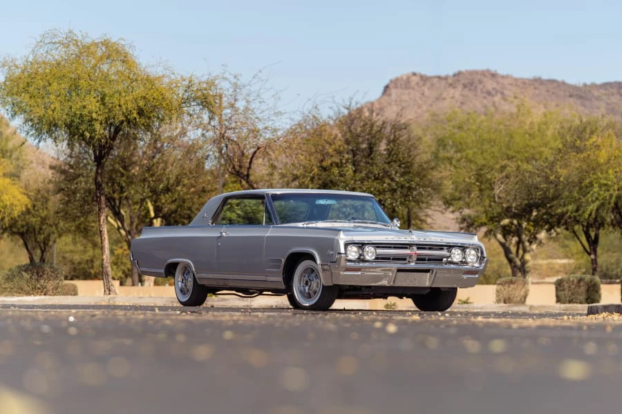 1964 Oldsmobile Starfire - Image 7 of 31