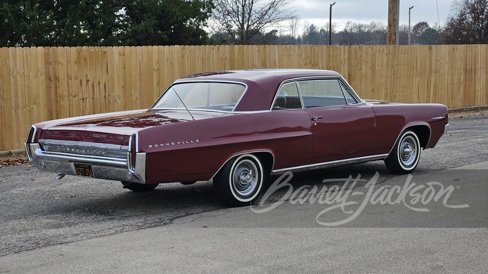 1964 Pontiac Bonneville 2nd Gen - Image 2 of 11