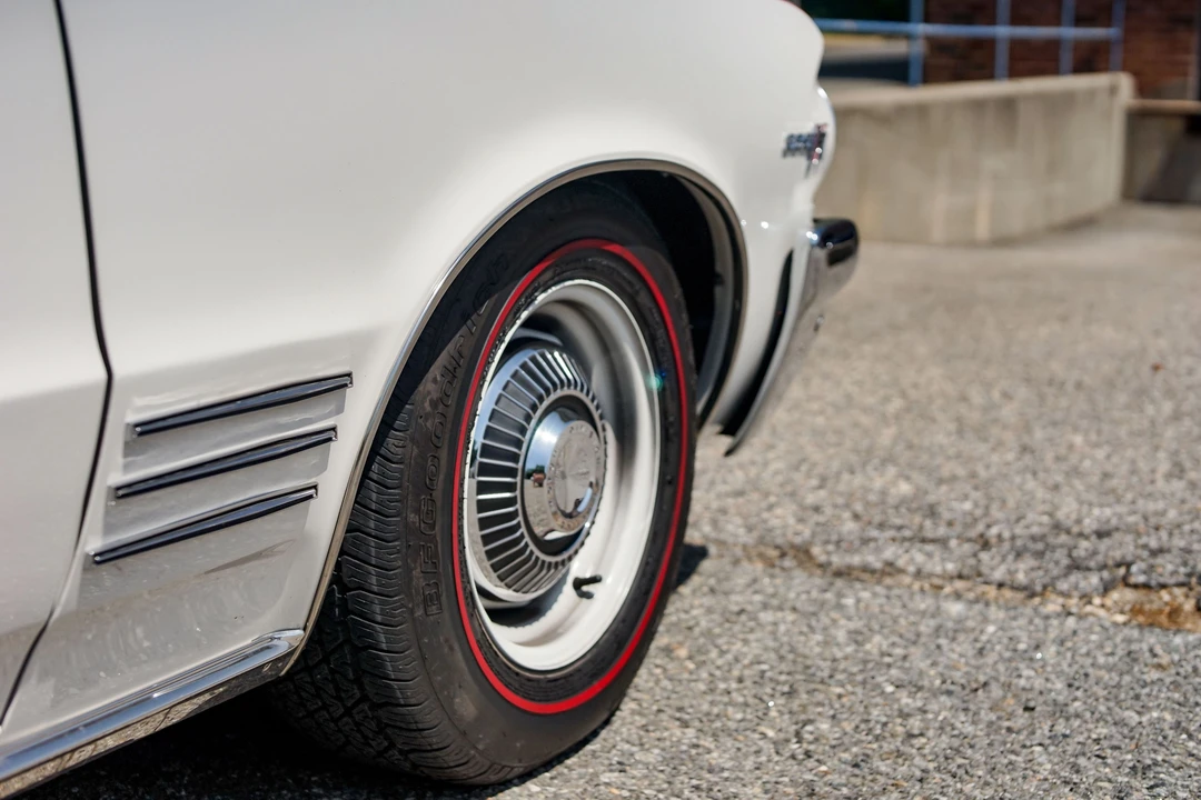 1964 Pontiac Tempest - Image 6 of 31