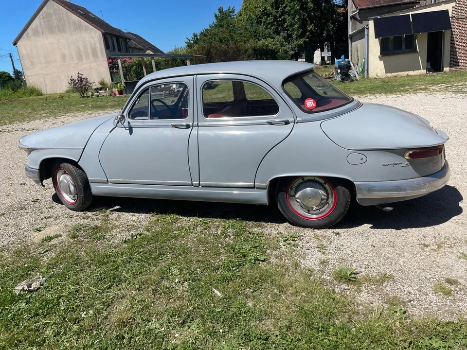 1964 Panhard - Image 4 of 31