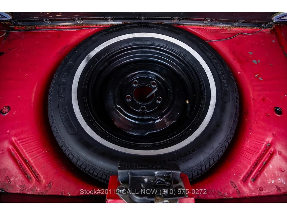 1964 Plymouth Barracuda 1st Gen - Image 27 of 31