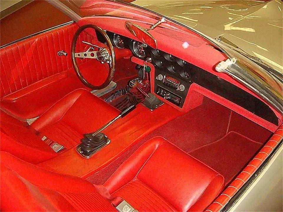1964 Pontiac - Image 8 of 31