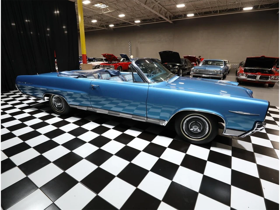 1964 Pontiac Bonneville 2nd Gen - Image 18 of 31