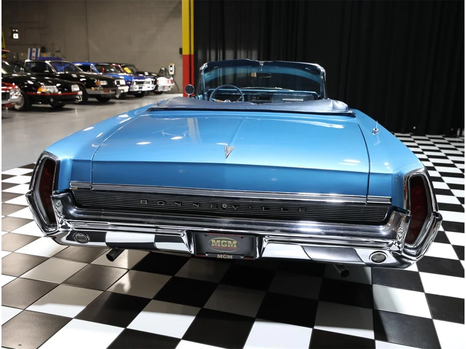 1964 Pontiac Bonneville 2nd Gen - Image 23 of 31