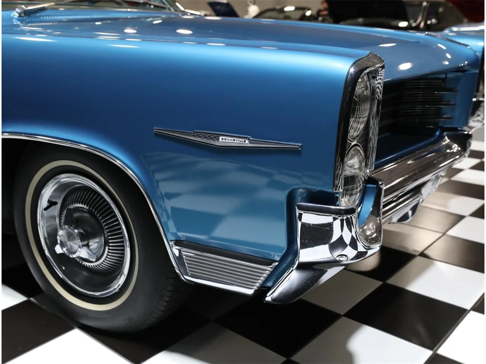 1964 Pontiac Bonneville 2nd Gen - Image 16 of 31