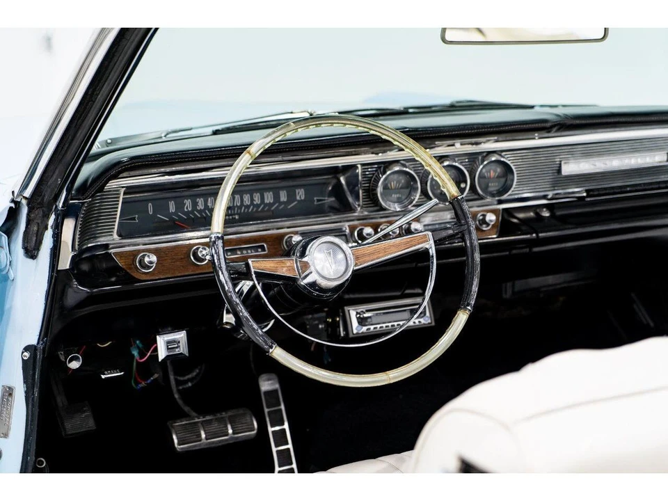 1964 Pontiac Bonneville 2nd Gen - Image 12 of 31