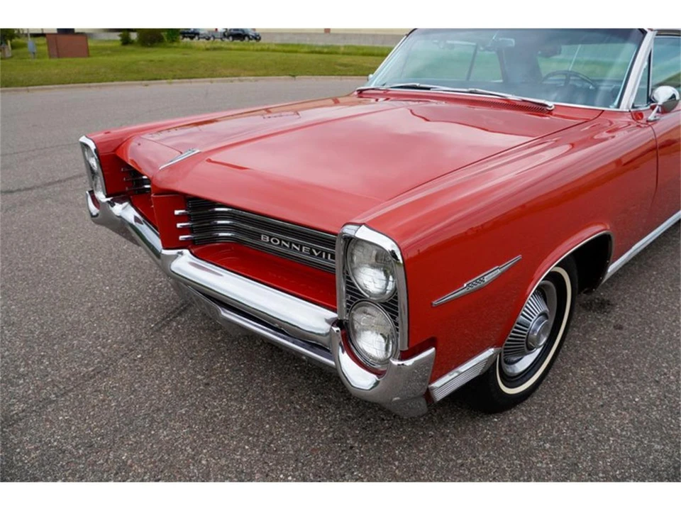 1964 Pontiac Bonneville 2nd Gen - Image 26 of 31