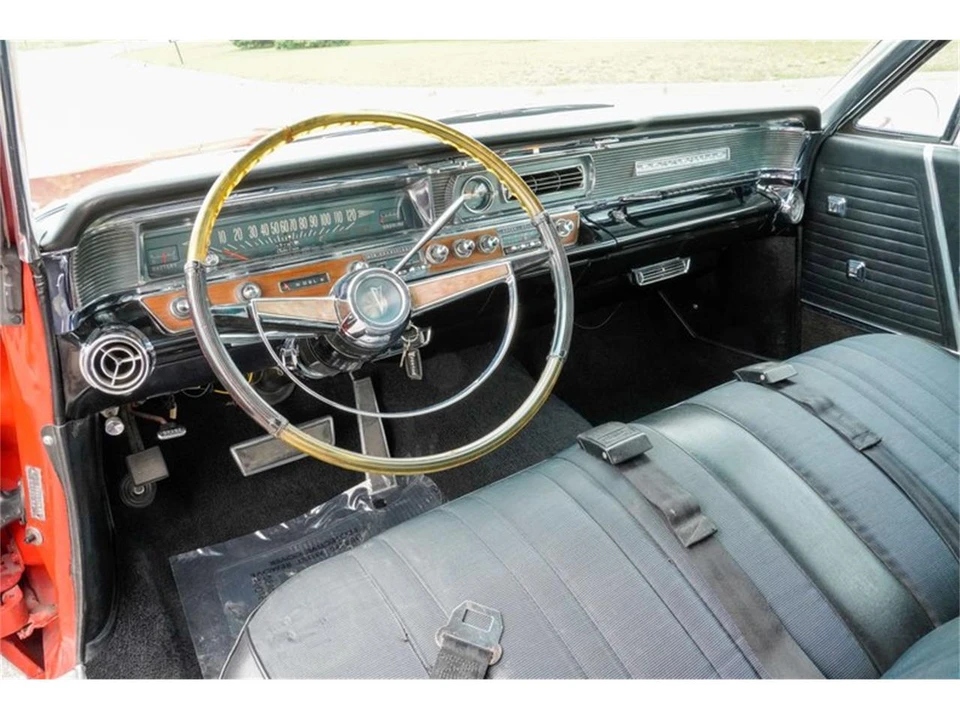 1964 Pontiac Bonneville 2nd Gen - Image 12 of 31