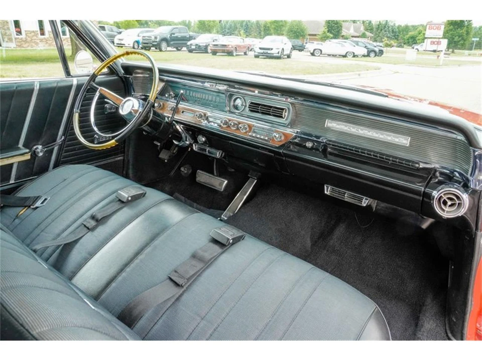 1964 Pontiac Bonneville 2nd Gen - Image 15 of 31