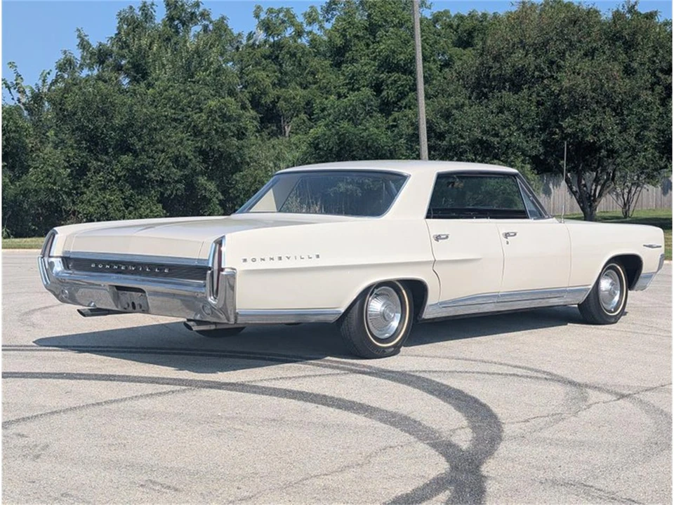 1964 Pontiac Bonneville 2nd Gen - Image 3 of 31