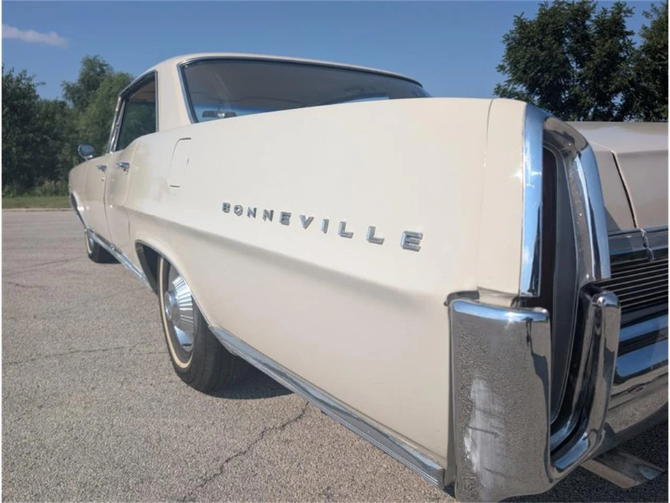 1964 Pontiac Bonneville 2nd Gen - Image 28 of 31