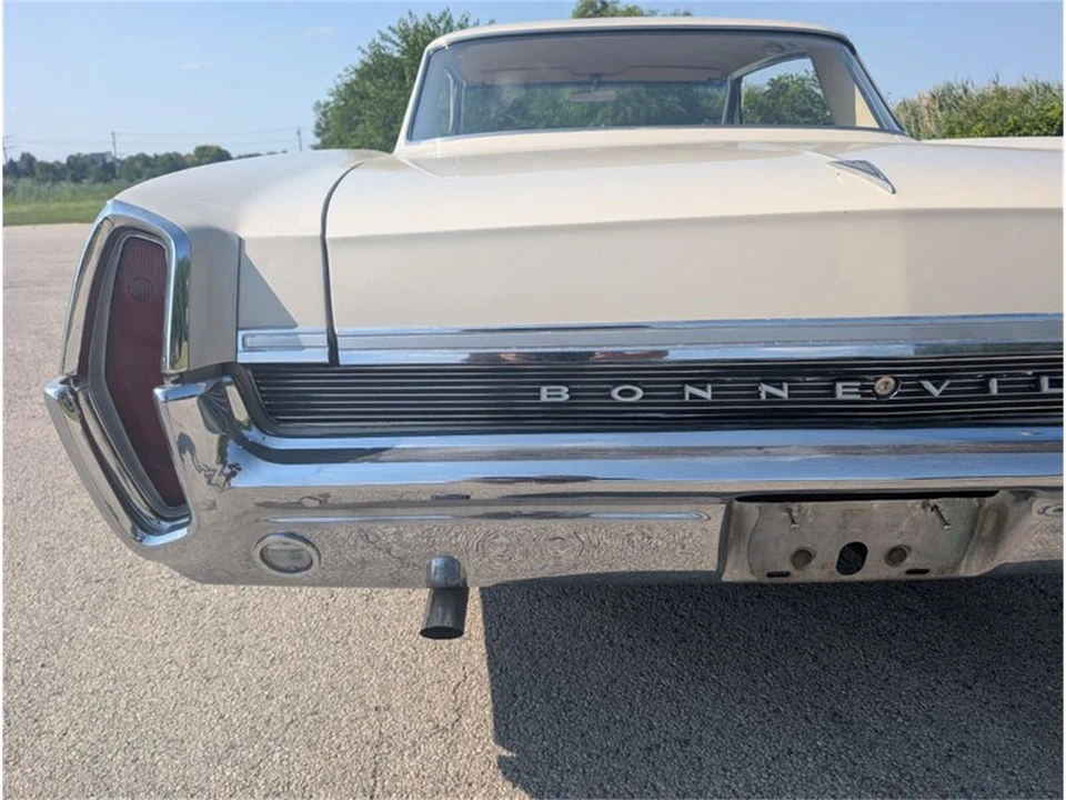 1964 Pontiac Bonneville 2nd Gen - Image 30 of 31