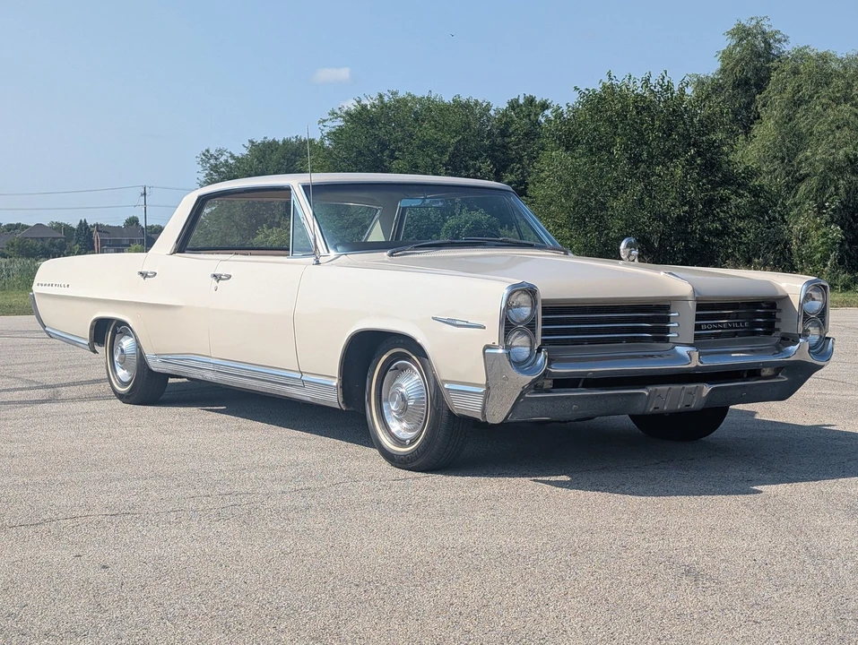 1964 Pontiac Bonneville 2nd Gen - Image 15 of 24