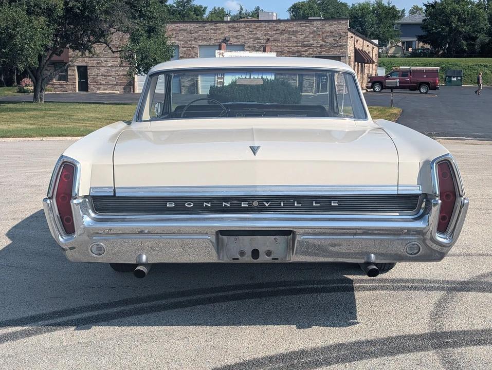 1964 Pontiac Bonneville 2nd Gen - Image 17 of 24