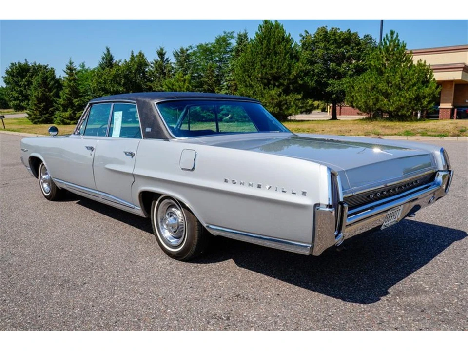 1964 Pontiac Bonneville 2nd Gen - Image 7 of 31