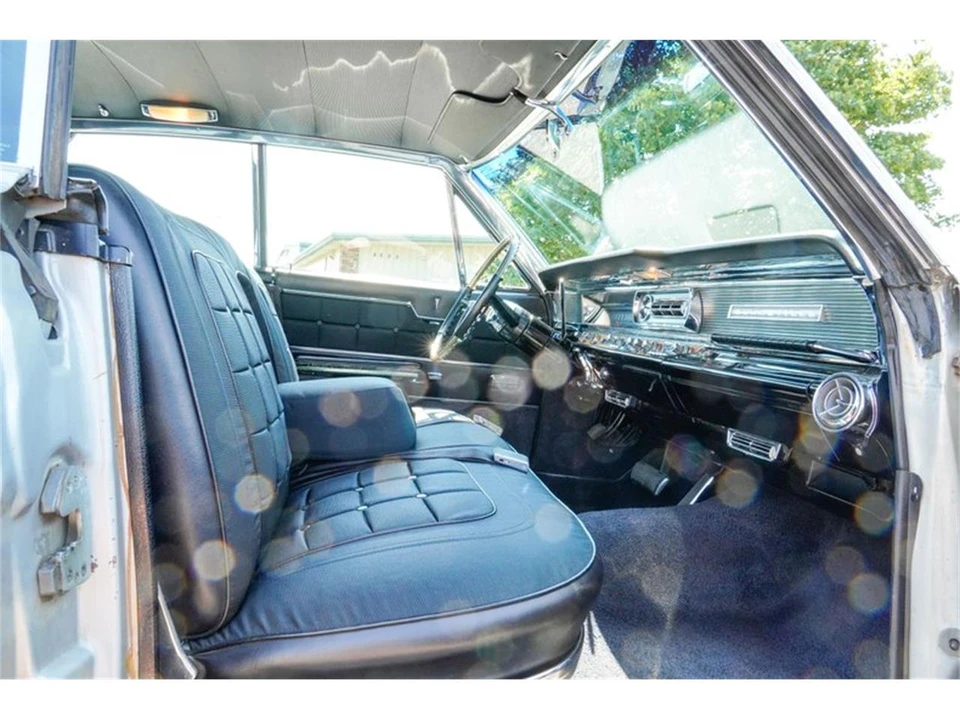 1964 Pontiac Bonneville 2nd Gen - Image 17 of 31