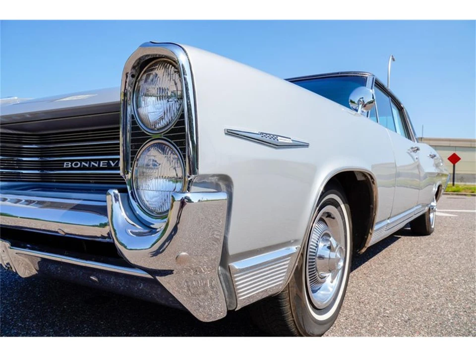 1964 Pontiac Bonneville 2nd Gen - Image 22 of 31