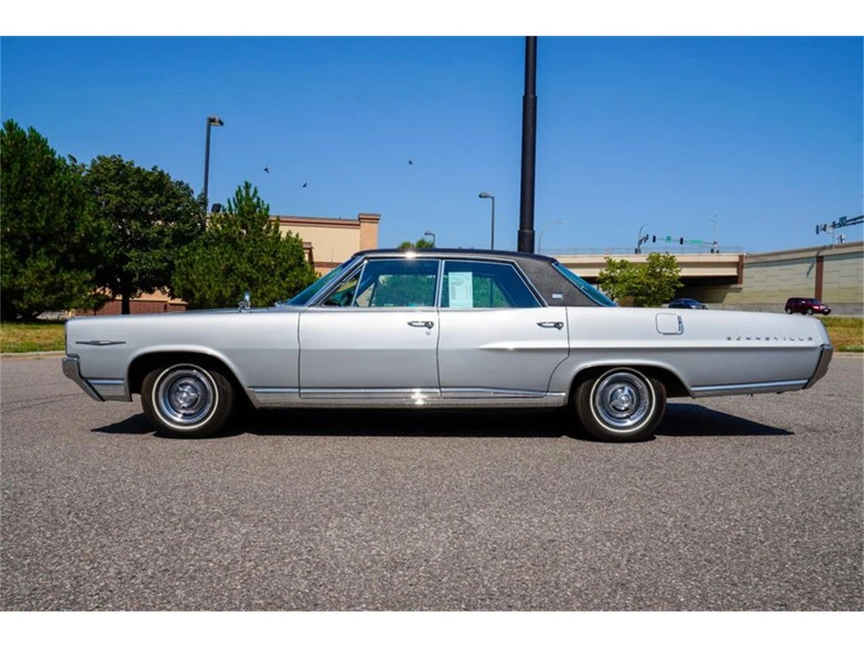 1964 Pontiac Bonneville 2nd Gen - Image 8 of 31