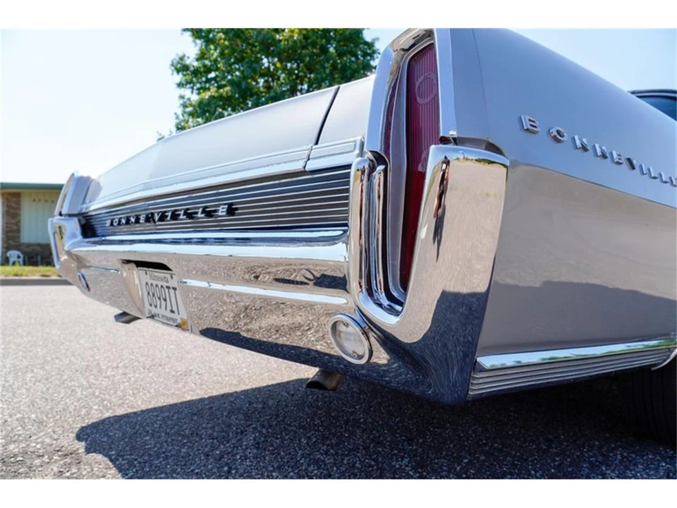 1964 Pontiac Bonneville 2nd Gen - Image 28 of 31