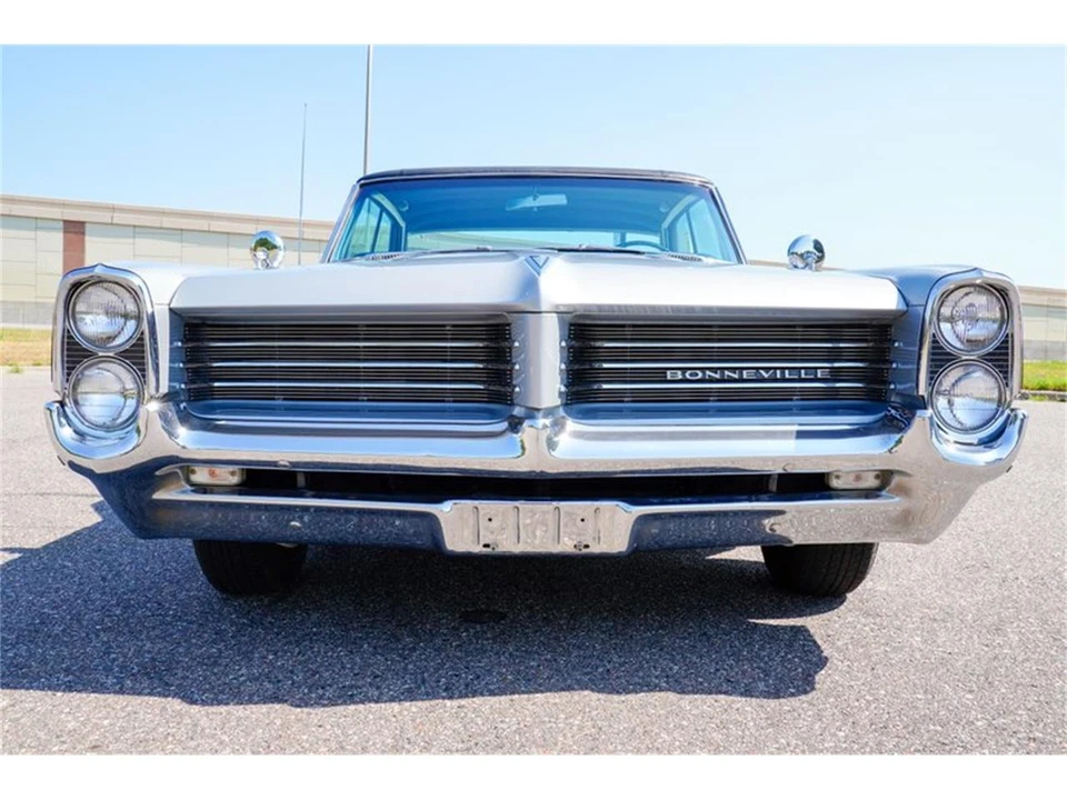1964 Pontiac Bonneville 2nd Gen - Image 10 of 31