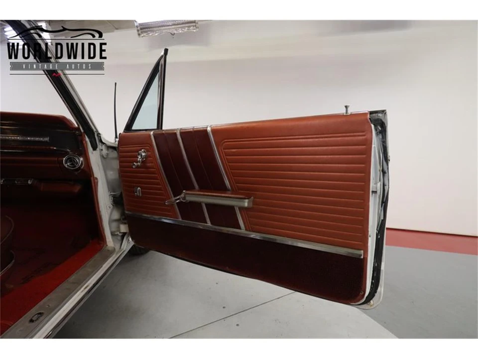 1964 Pontiac Bonneville 2nd Gen - Image 30 of 31