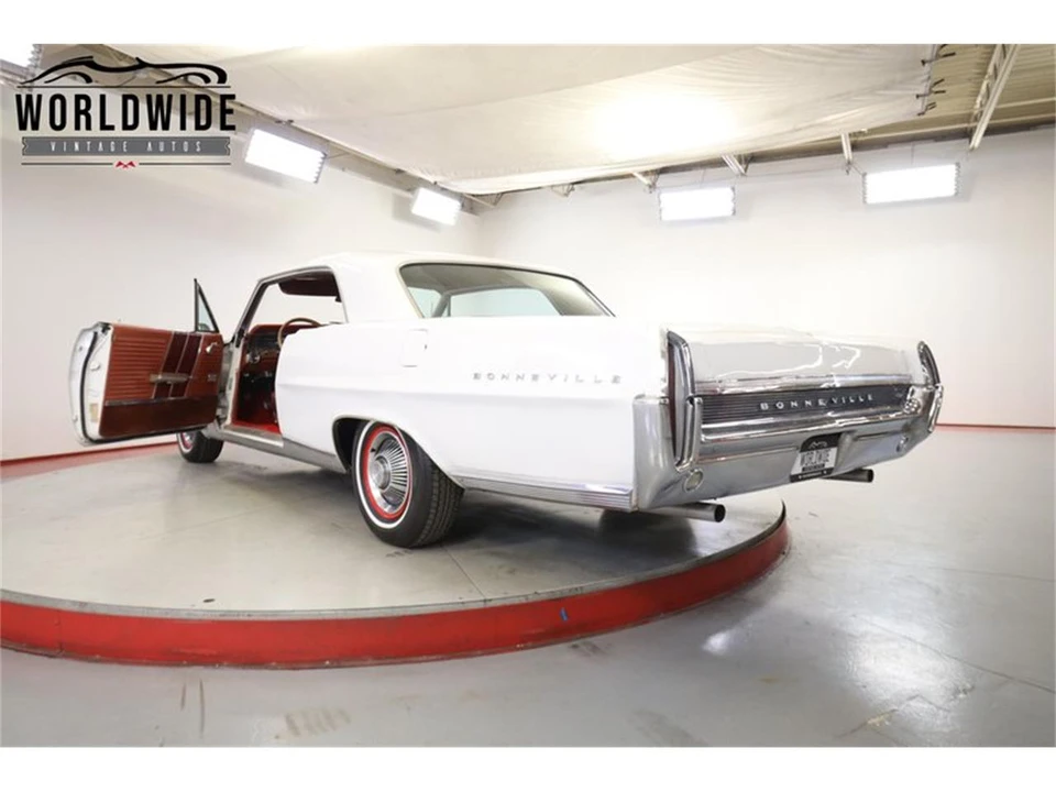 1964 Pontiac Bonneville 2nd Gen - Image 24 of 31