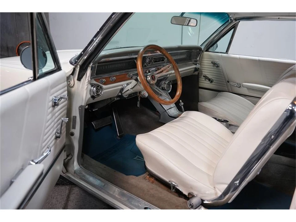 1964 Pontiac Bonneville 2nd Gen - Image 4 of 31