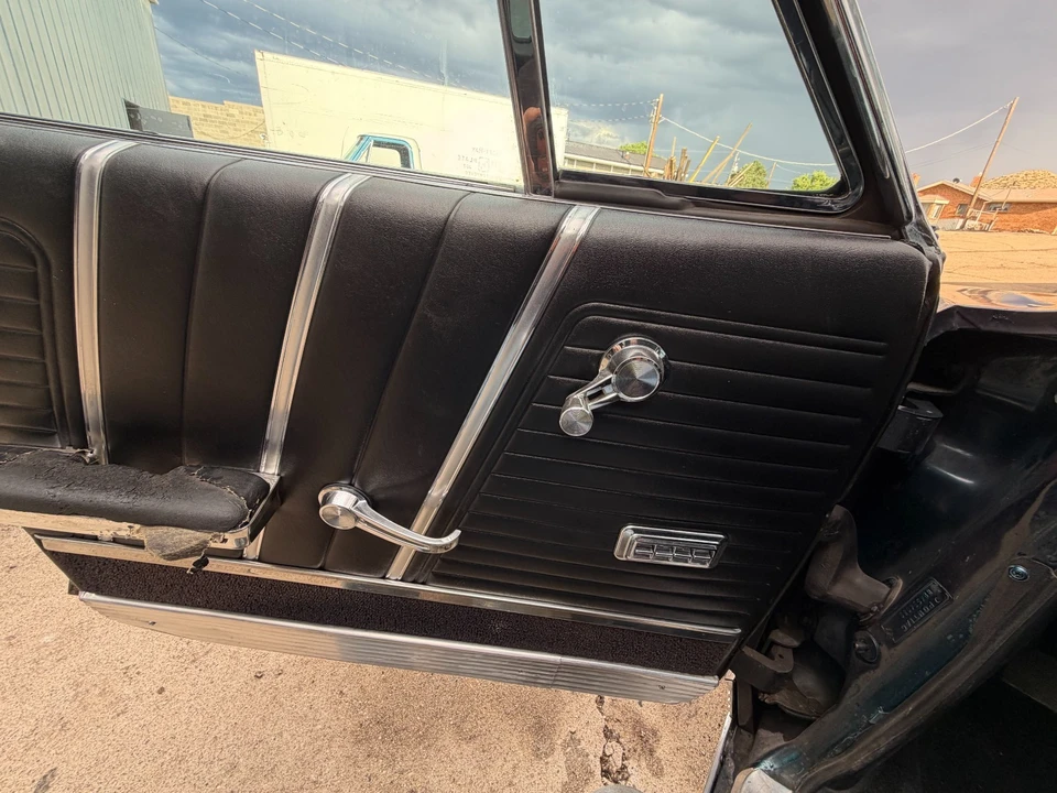 1964 Pontiac Bonneville 2nd Gen - Image 7 of 25