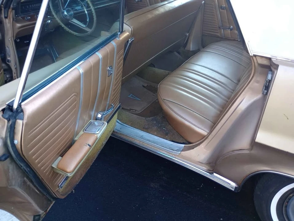 1964 Pontiac Bonneville 2nd Gen - Image 6 of 19