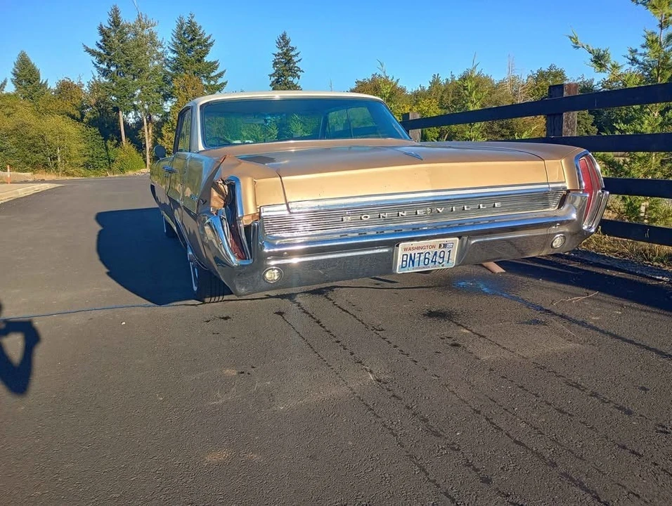1964 Pontiac Bonneville 2nd Gen - Image 16 of 19