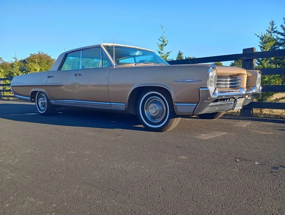 1964 Pontiac Bonneville 2nd Gen - Image 15 of 19