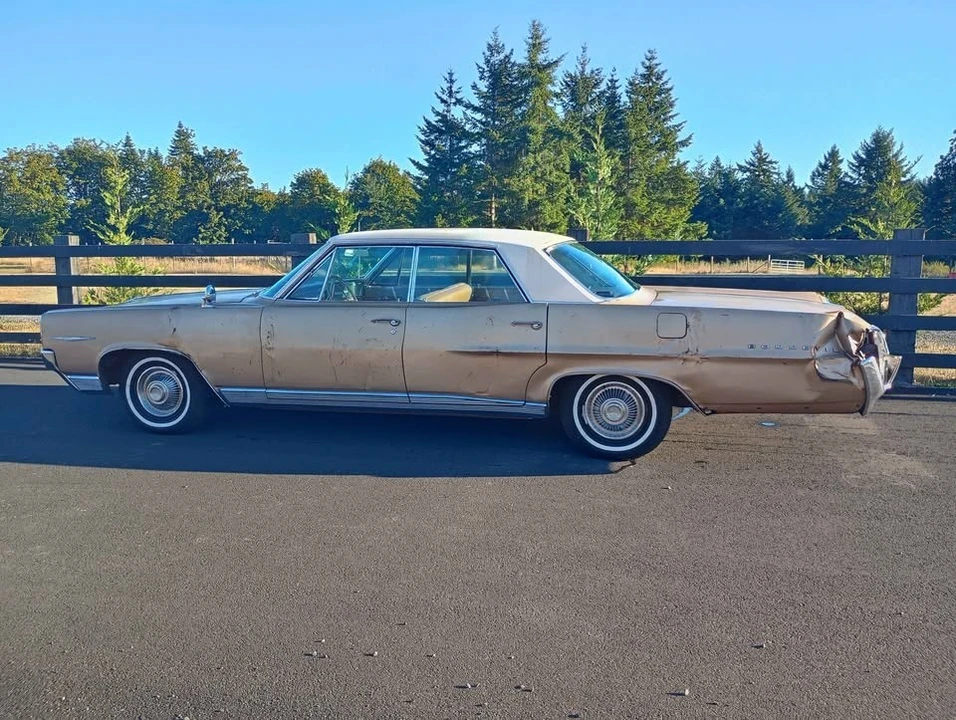 1964 Pontiac Bonneville 2nd Gen - Image 17 of 19