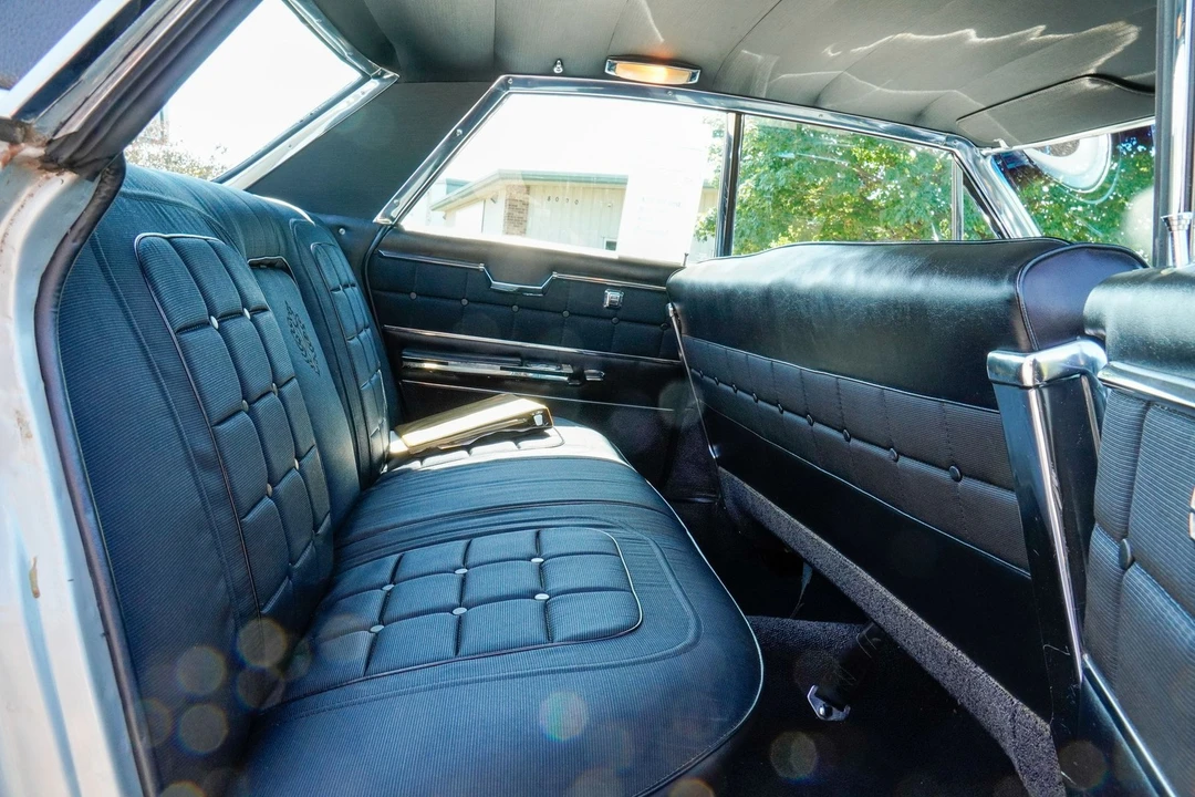 1964 Pontiac Bonneville 2nd Gen - Image 15 of 31