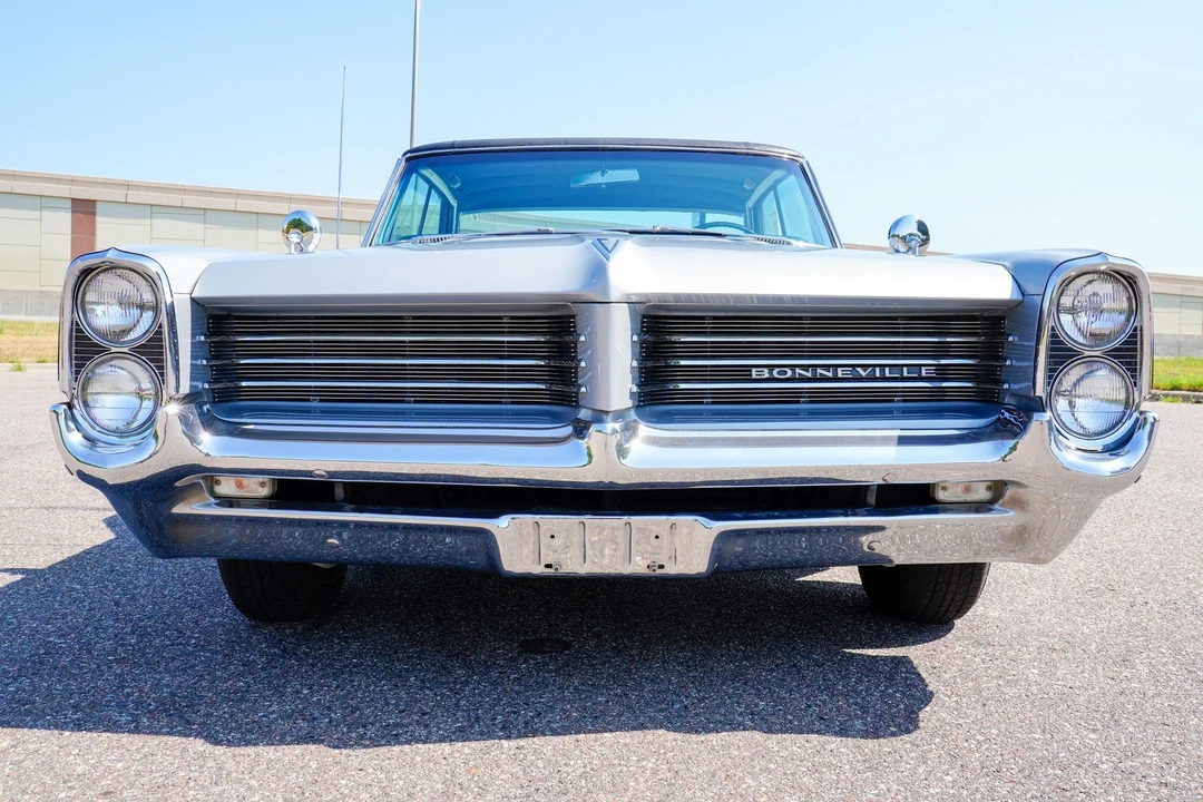 1964 Pontiac Bonneville 2nd Gen - Image 10 of 31