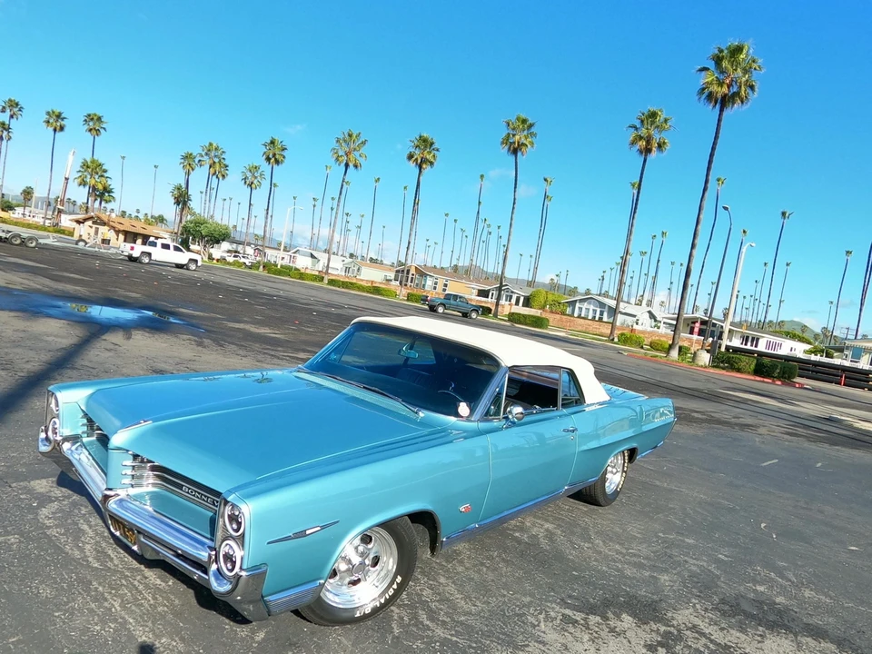 1964 Pontiac Bonneville 2nd Gen - Image 3 of 31