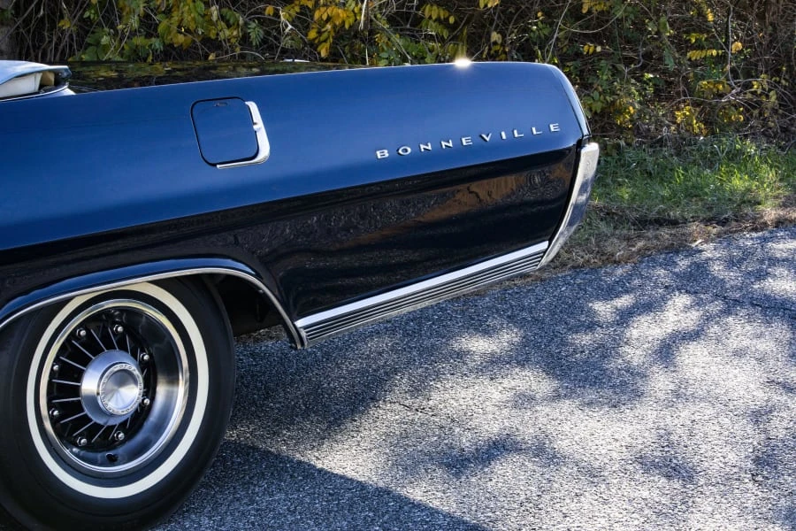 1964 Pontiac Bonneville 2nd Gen - Image 15 of 31