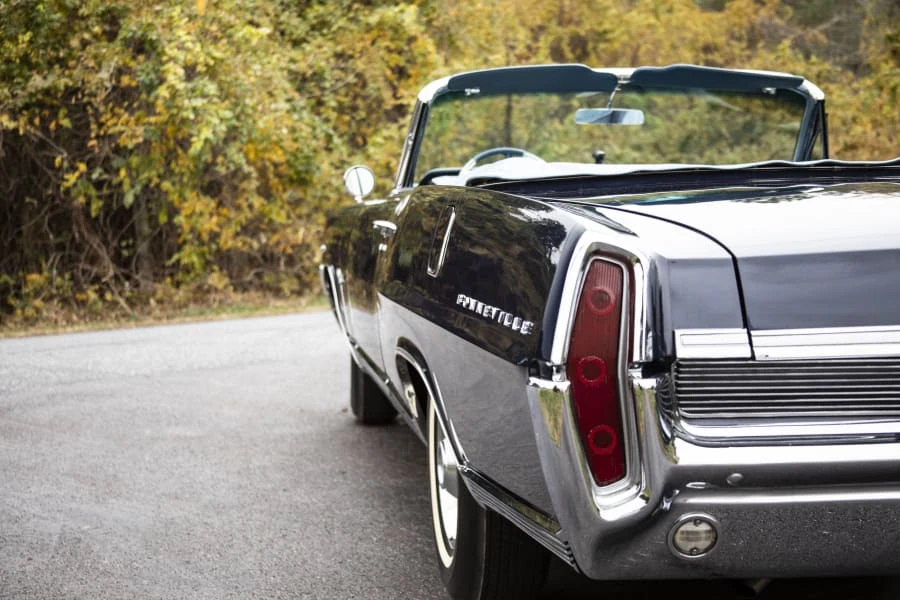 1964 Pontiac Bonneville 2nd Gen - Image 14 of 31