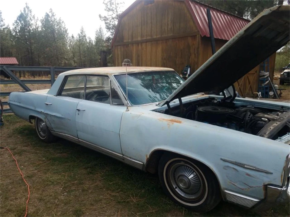 1964 Pontiac Bonneville 2nd Gen - Image 2 of 8