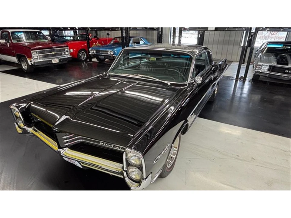 1964 Pontiac Catalina 3rd Gen - Image 17 of 18