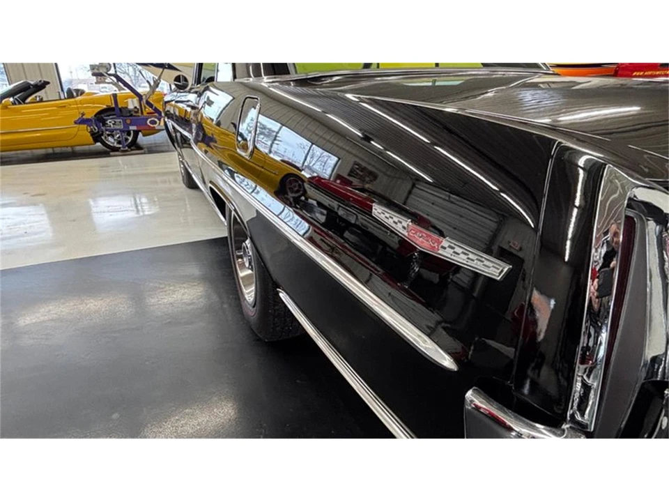 1964 Pontiac Catalina 3rd Gen - Image 10 of 18