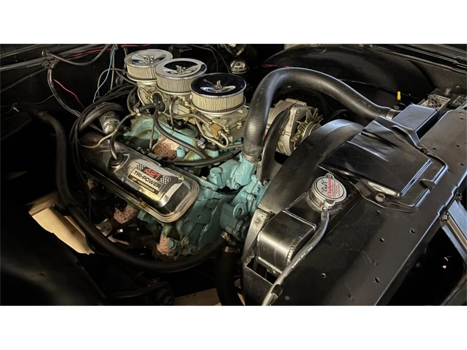 1964 Pontiac Catalina 3rd Gen - Image 12 of 18