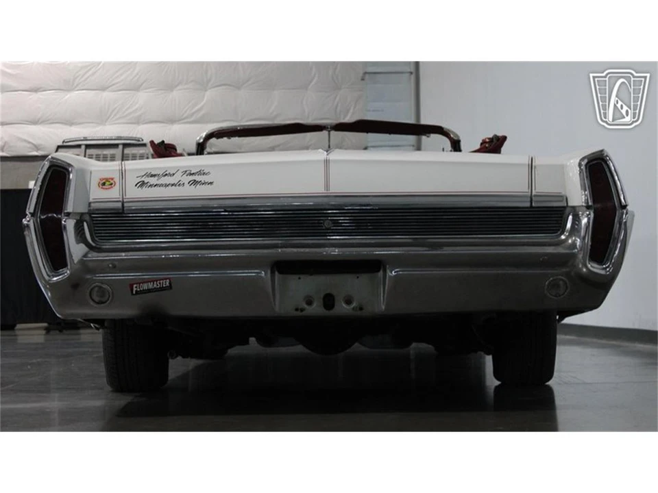 1964 Pontiac Catalina 3rd Gen - Image 26 of 31