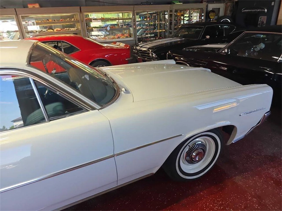 1964 Pontiac Catalina 3rd Gen - Image 19 of 31