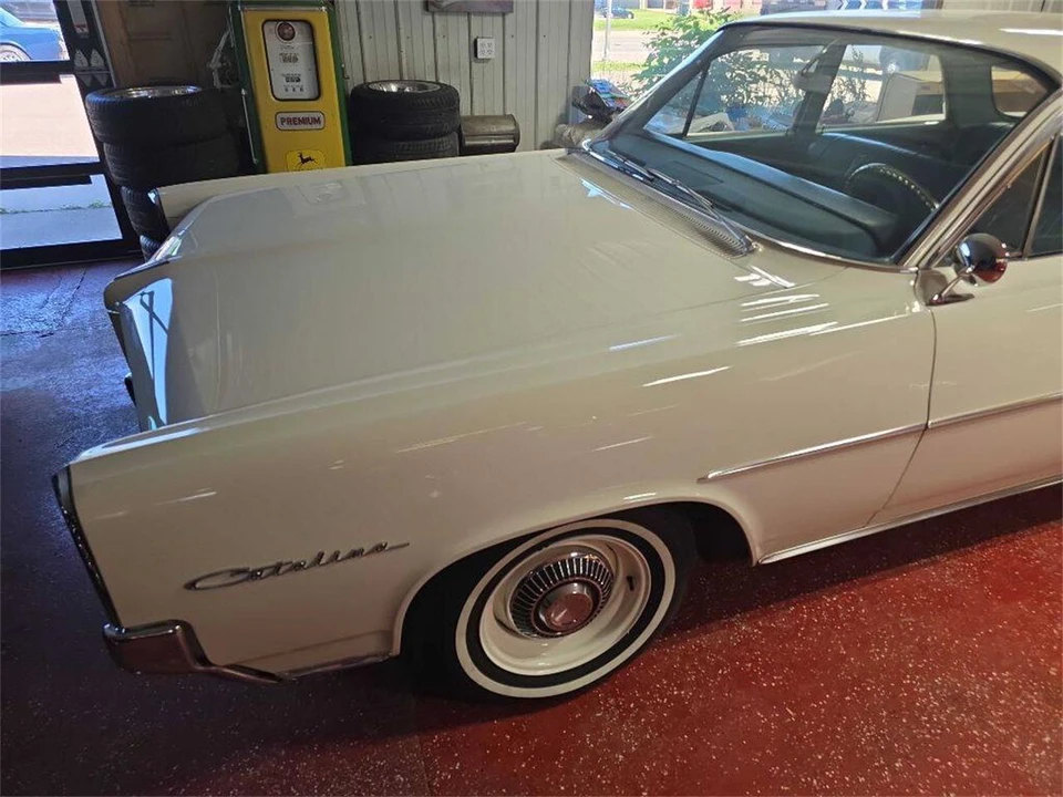 1964 Pontiac Catalina 3rd Gen - Image 4 of 31