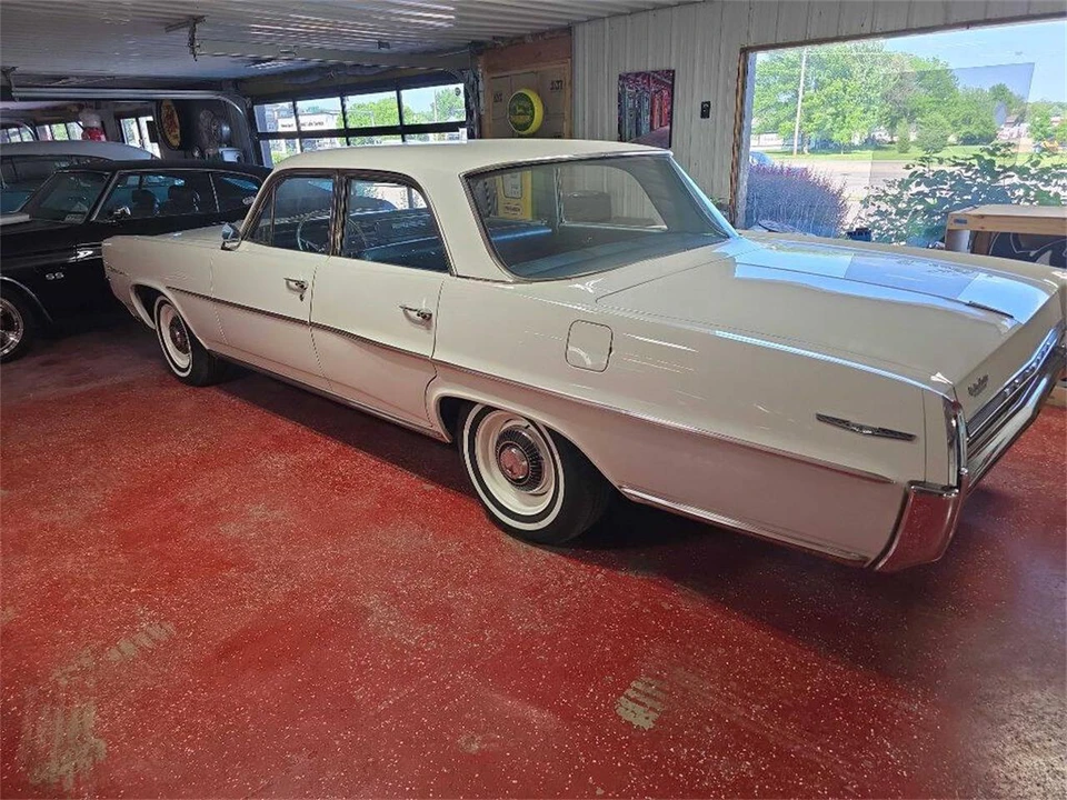 1964 Pontiac Catalina 3rd Gen - Image 10 of 31