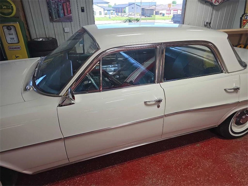 1964 Pontiac Catalina 3rd Gen - Image 3 of 31